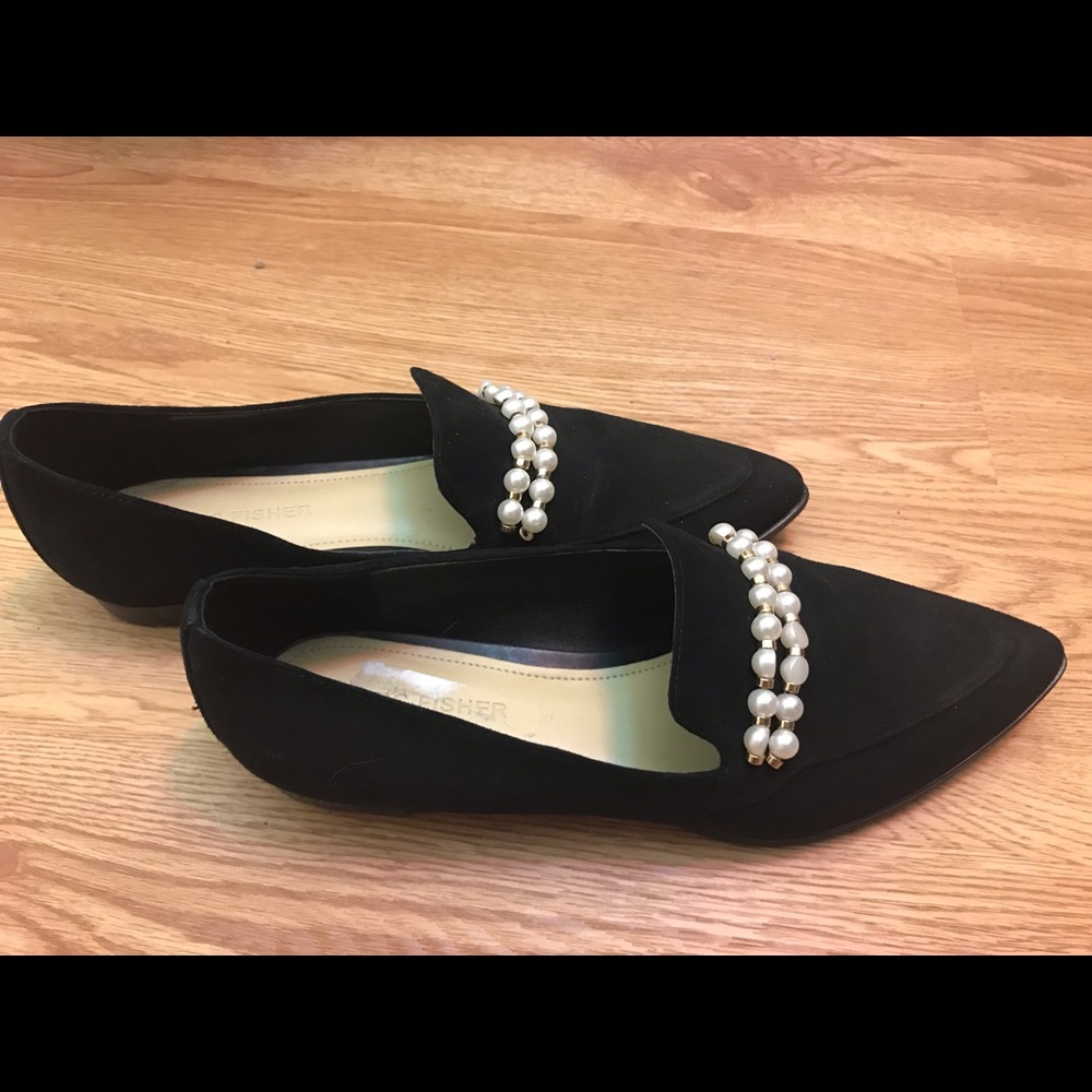 Black pearl shoes
